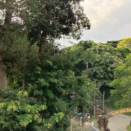 Floral Homestay Thekkady Eksteriør bilde